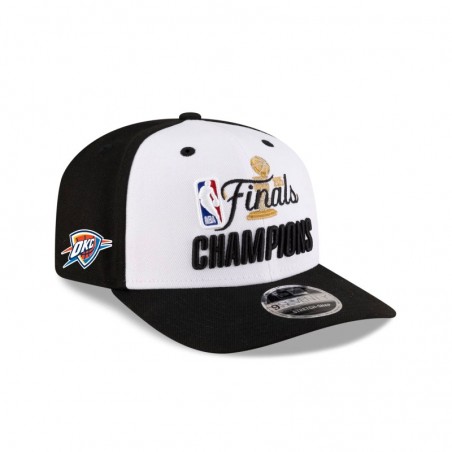 Oklahoma City Thunder 2025 NBA Champions Parade 9SEVENTY Stretch-Snap-Mütze