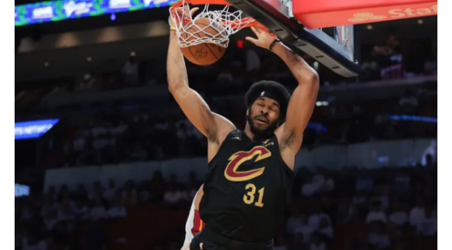 Cavaliers enthüllen Verletzungen von Jarrett Allen und Max Strus vor dem Spiel gegen Jazz