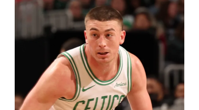 Pritchard erzielt 29 Punkte, um Celtics zu einem dominanten 112-93-Sieg über Kings zu führen