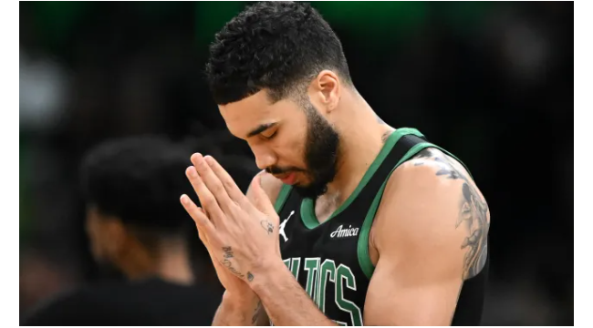 Warum Jayson Tatum heute Abend noch nicht für die Celtics mit Verletzungsnachrichten spielt