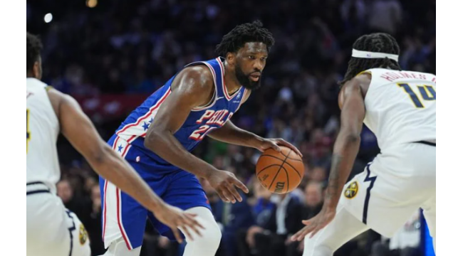 Browns Torwart-Layout in OT hebt kurzhändige Nuggets über 76ers 125-124