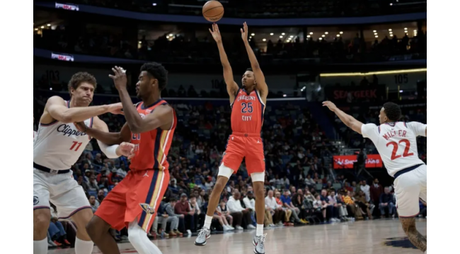 Pelikane bleiben heiß zu Hause, halten unterbemannte Clippers ab