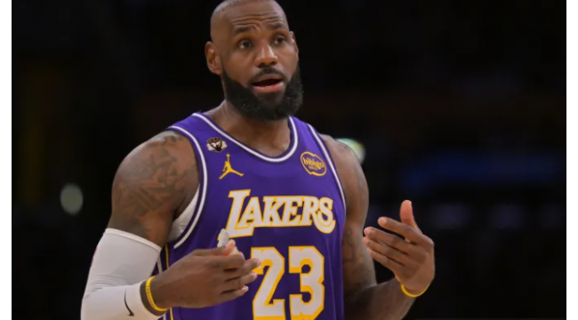 Lakers prognostiziert, mit dem 26-jährigen ehemaligen 76ers nach sieben Jahren nach seinem Handel wieder vereint zu werden
