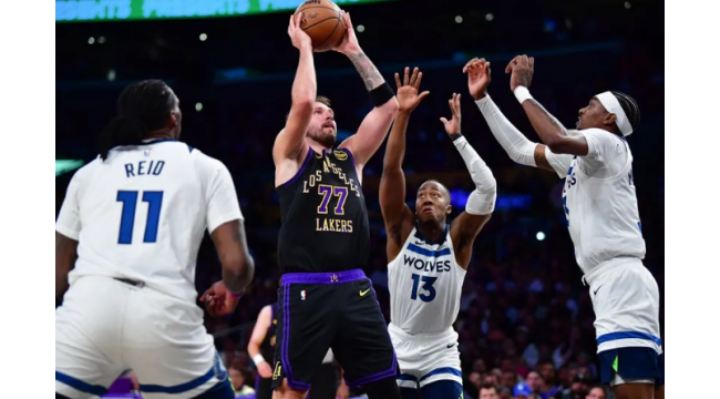 Lakers fangen Wölfe in der Rangliste dank Luka Doncics Triple-Double