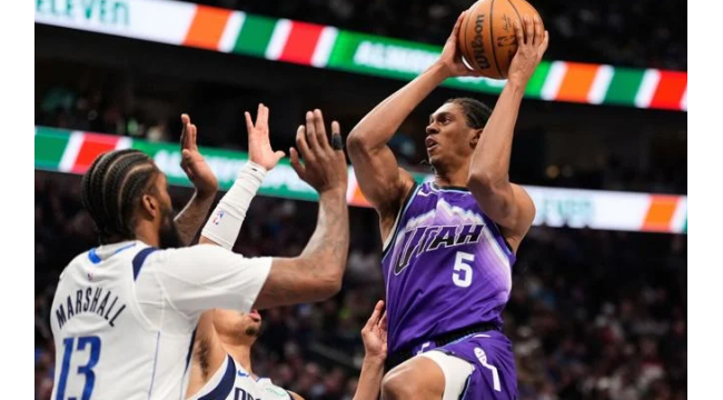 Thompson erzielt 23 Punkte, darunter den 17.000sten seiner Karriere, als Mavericks den Jazz 138-120 schlug