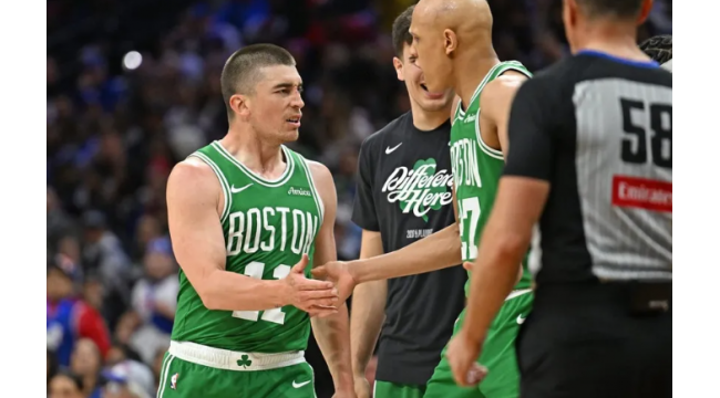 Payton Pritchard (32), Celtics schießt Sixers ab, führt 3-1