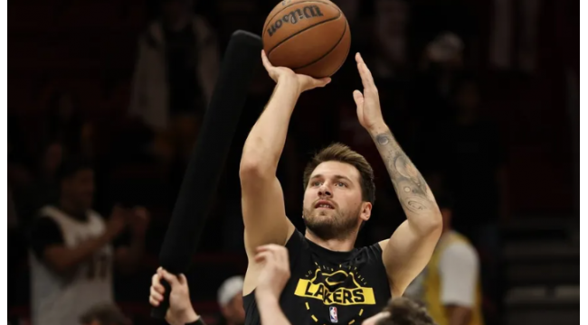 Luka Doncic erzielt 60 Punkte, die meisten in der Heat-Geschichte erlaubt, im Sieg der Lakers