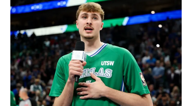 Mavs' Cooper Flagg gewinnt knapp ROY über Kon Knueppel