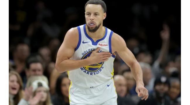 Die Warriors forderten Stephen Curry mit dem 6-Fuß-8-Ex-G-League MVP, zweimalem NBA-Meister vorwärts, auf