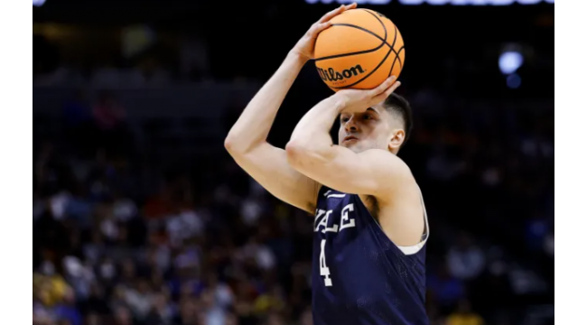 Mavs unterschreiben zwei neue Spieler für zwei Jahre