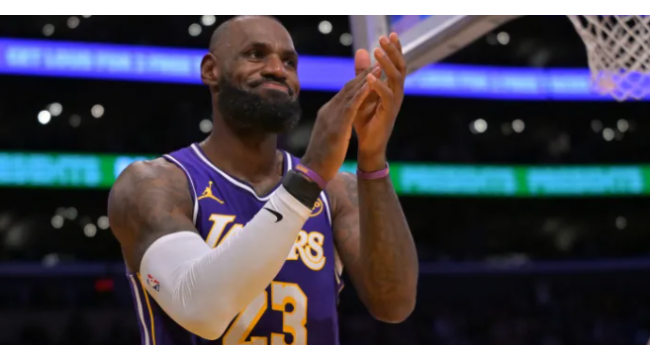 LeBron James übergab Ohio All-Time Scoring List von Furman Commit Cameron Elwer von Delphos St. John's