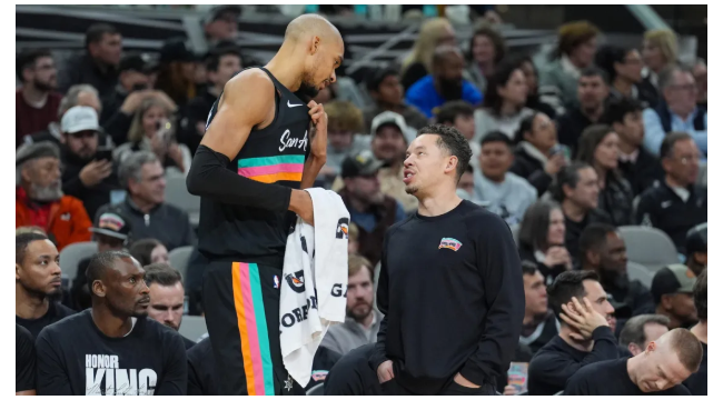 Spurs' Mitch Johnson wird real auf Victor Wembanyamas späte Schusswahl in Verlust gegen Hornets