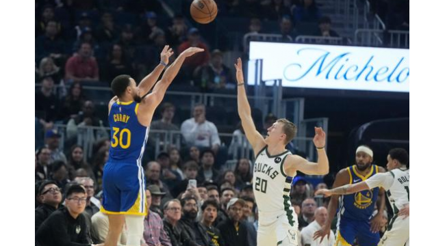 Stephen Curry, Jimmy Butler führen Warriors vor Bucks, 120-113