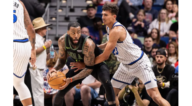 Wettbewerb Magic Rallye aus 15-Punkte-Defizit, umkehren Pelicans