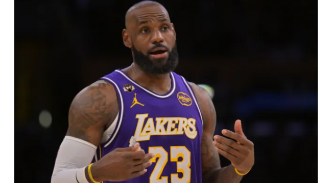 Los Angeles Lakers prognostiziert, fragwürdige Bewegung mit Draft Pick trotz LeBron James inching näher in den Ruhestand zu machen
