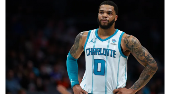 Spielen Miles Bridges und Moussa Diabate heute Abend?