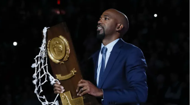 Pistons Legende Rip Hamiltons Sohn verpflichtet sich zu D-I College Basketball Programm