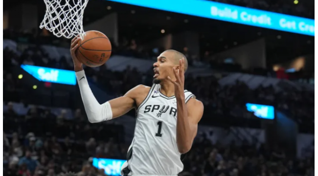 Spurs unterzeichnen 6-Fuß-10 Rebounder zu stärken Frontcourt mit Victor Wembanyama