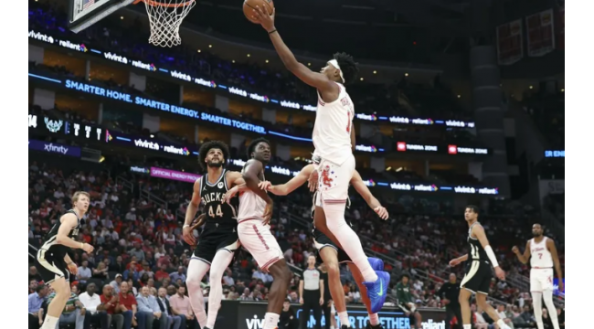 Raketen produzieren genau genug, um kurzhändige Bucks abzuhalten