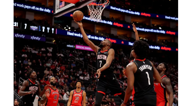 Raketen stehlen Sieg nach dem späten Zusammenbruch der Pelicans