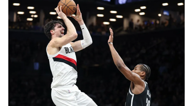 Blazers cruise zu wire-to-wire gewinnen über floundering Nets