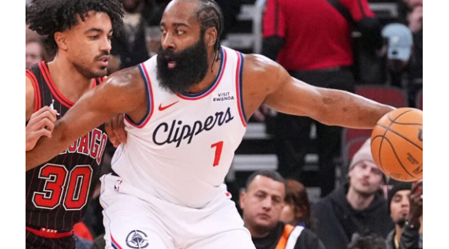 Weiße erzielten 27 und Bulls einen Franchise-Rekord mit 25 3-Punkten bei 138-110 Sieg über Clippers