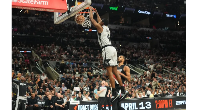 Bench hilft Spurs Top Blazers, clinch Wests Nr. 2 Samen